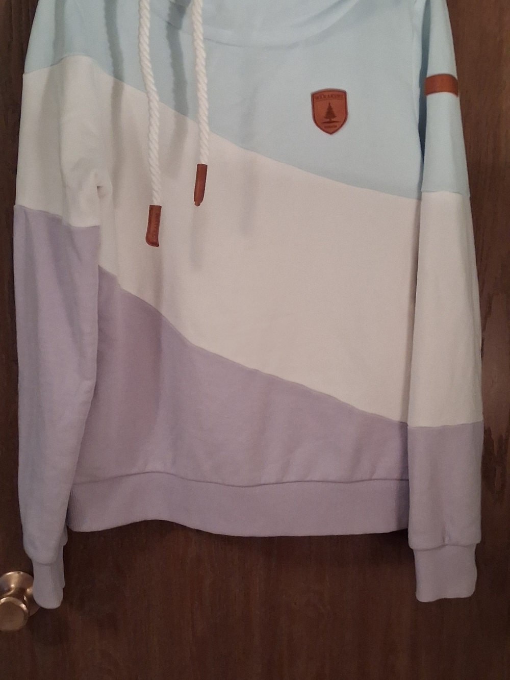 Wanakome Pastel Diagonal Colorblock Hoodie - Light Blue, White & Lavender
